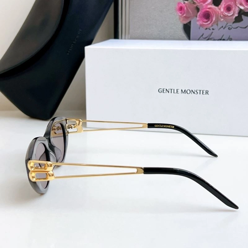 Sporty Gentle Monster Sunglasses 279385