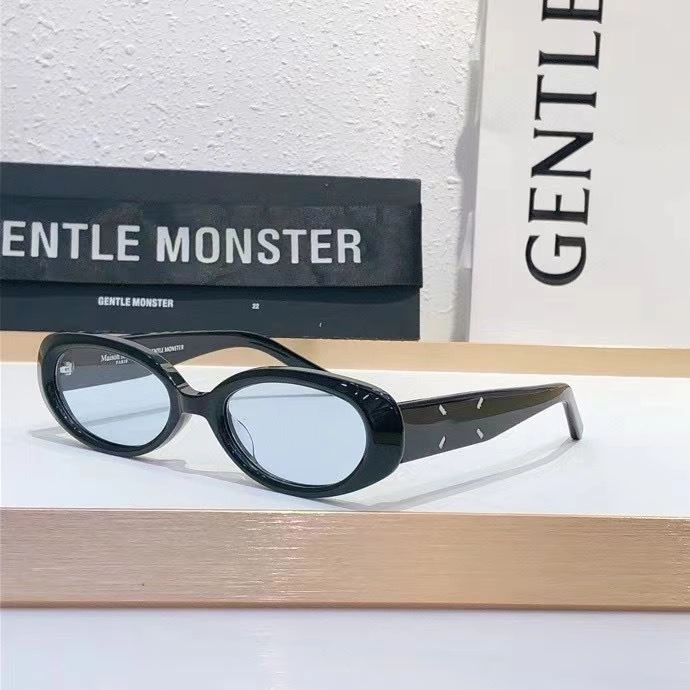 Gentle Monster Sunglasses MultiPurpose 279375