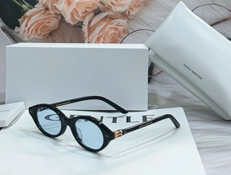 Gentle Monster Sunglasses UrbanChic 279397