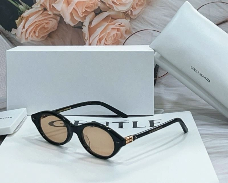 Gentle Monster Sunglasses UrbanChic 279397