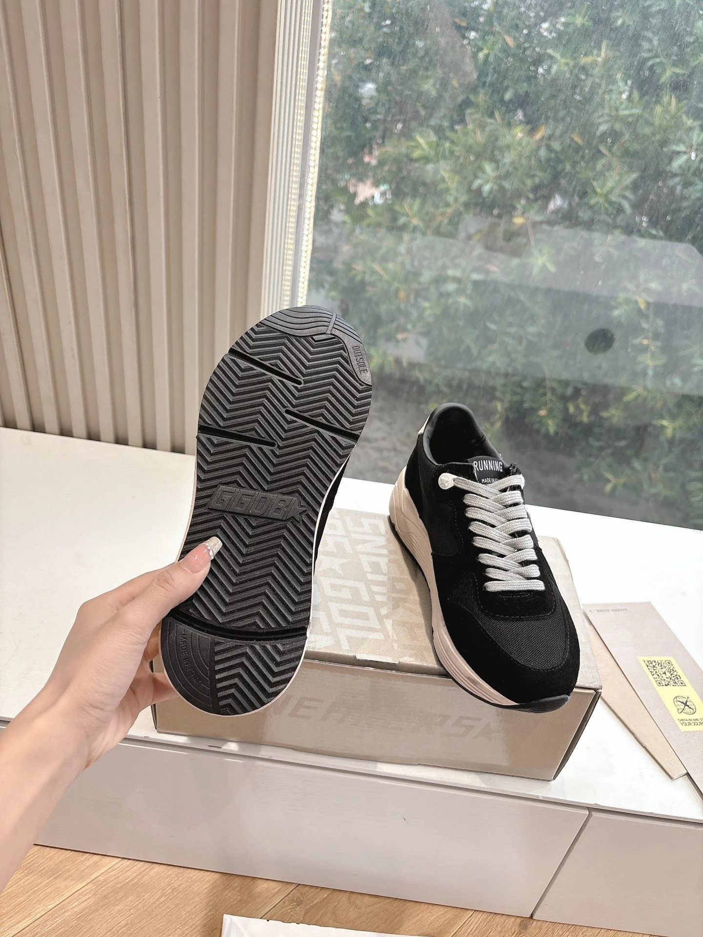 Lightweight Ggdb Shoes 8094