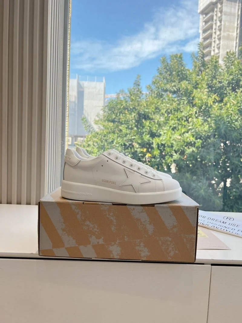 Lightweight Ggdb Shoes 15729