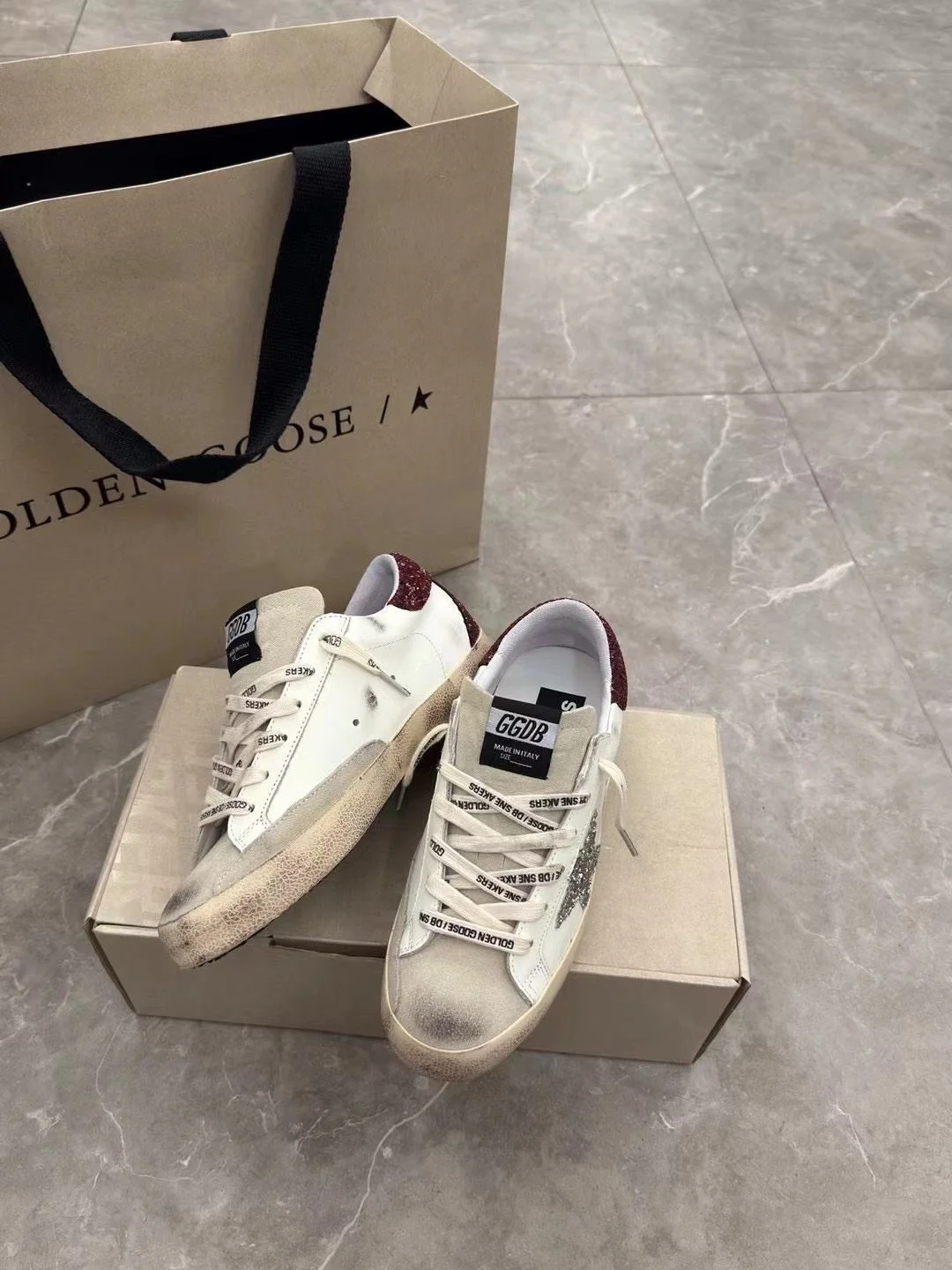 RelaxedFit Ggdb Shoes 6662