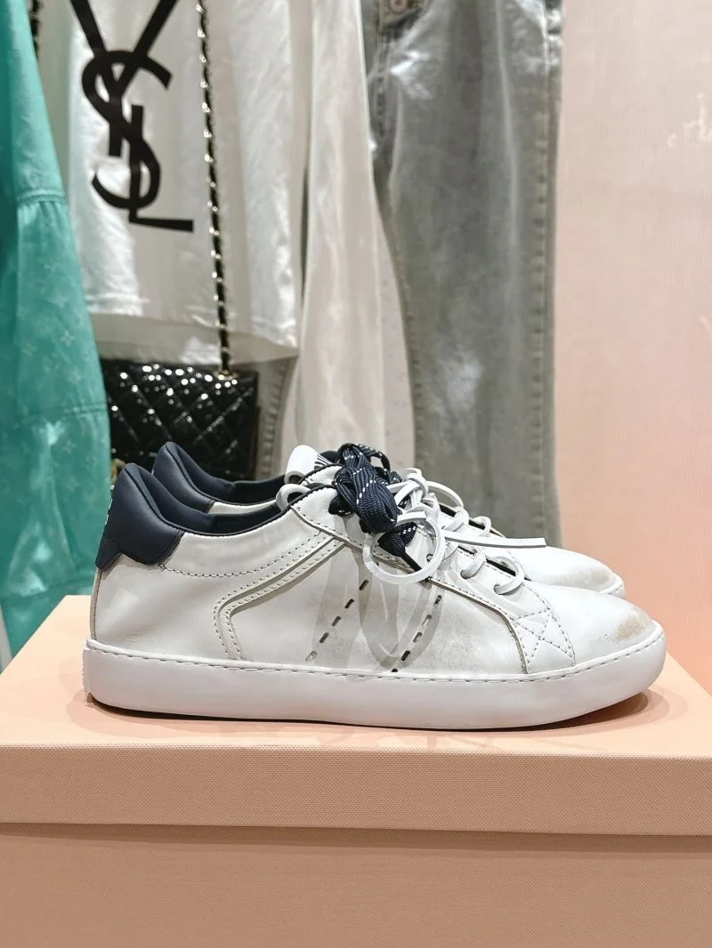 RelaxedFit Ggdb Shoes 6445