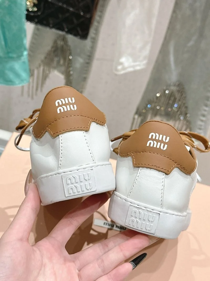 Attractive Ggdb Shoes 6414