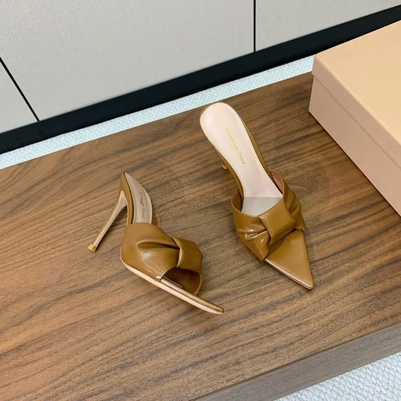 Supportive Gianvito Rossi Sandals 12371