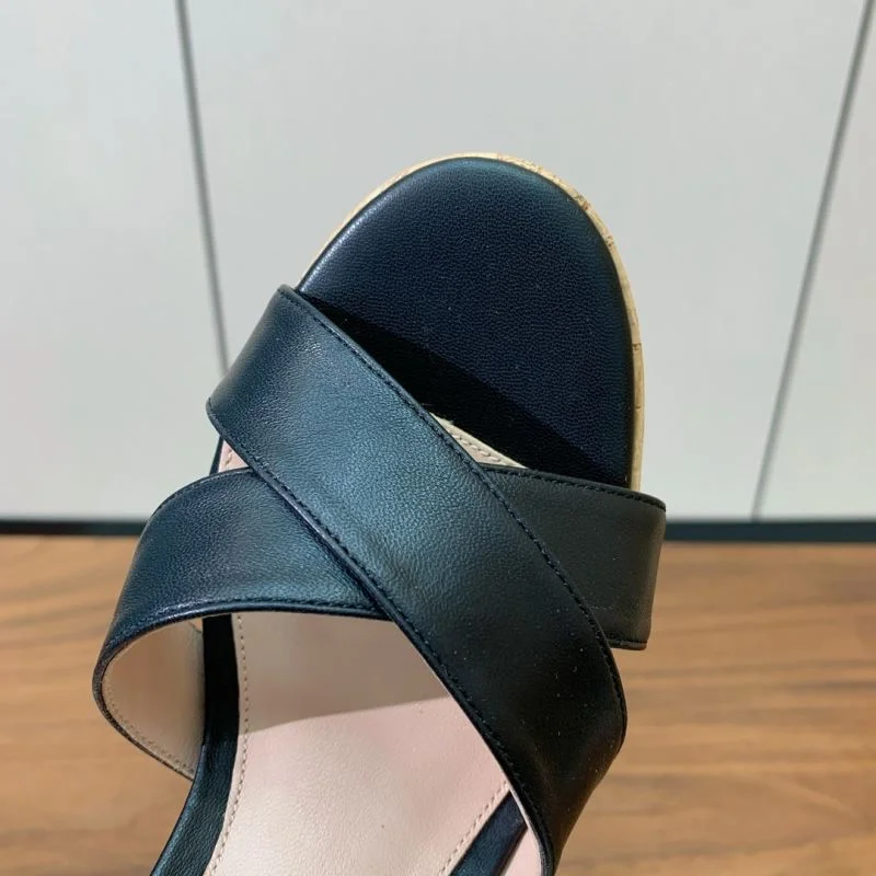 Breathable Gianvito Rossi Sandals 12381
