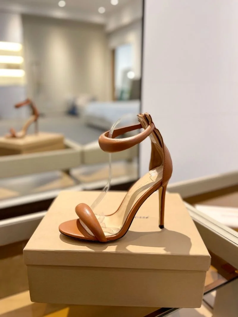 MoistureWicking Gianvito Rossi Sandals 10083