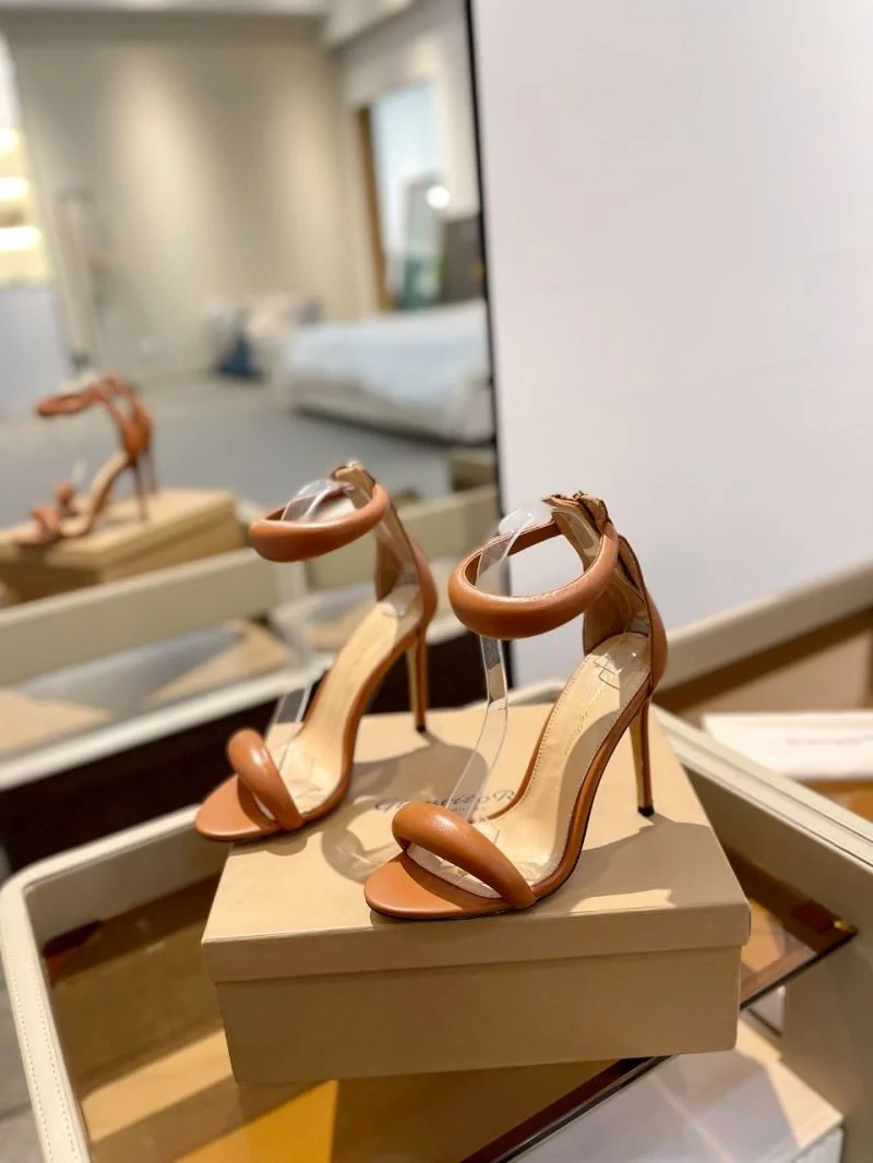 MoistureWicking Gianvito Rossi Sandals 10083