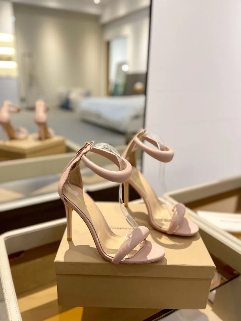 MoistureWicking Gianvito Rossi Sandals 10086
