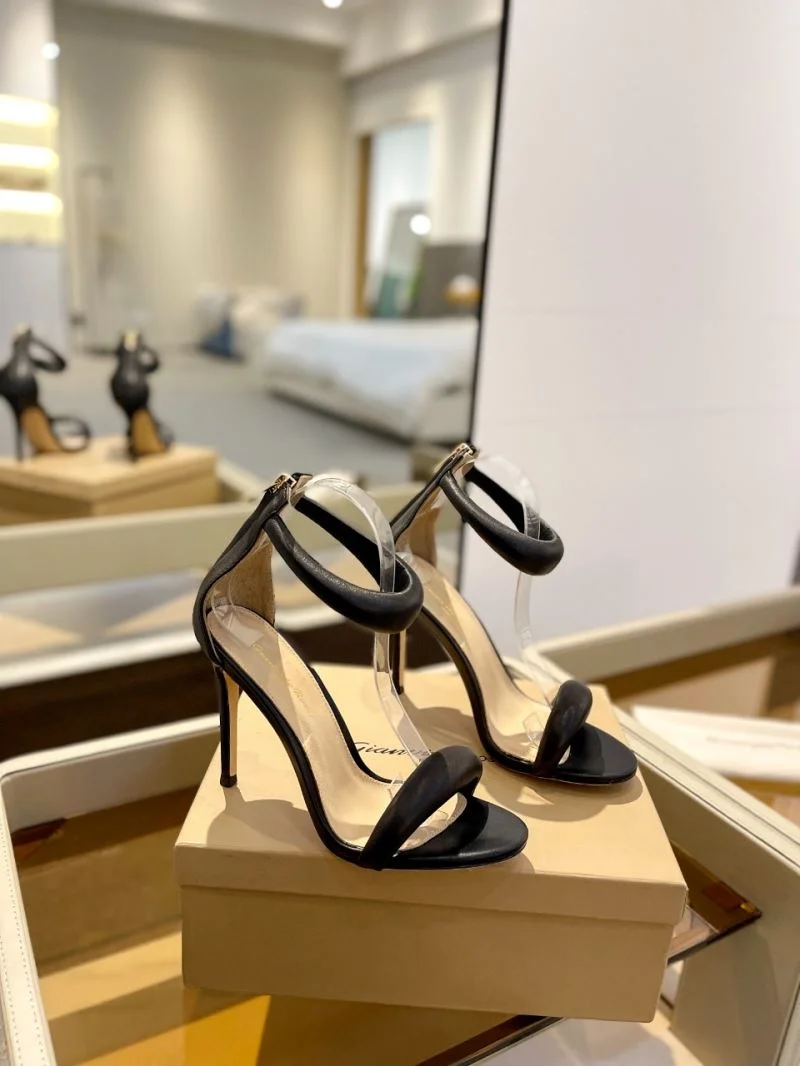Gianvito Rossi Sandals Upgraded 10077