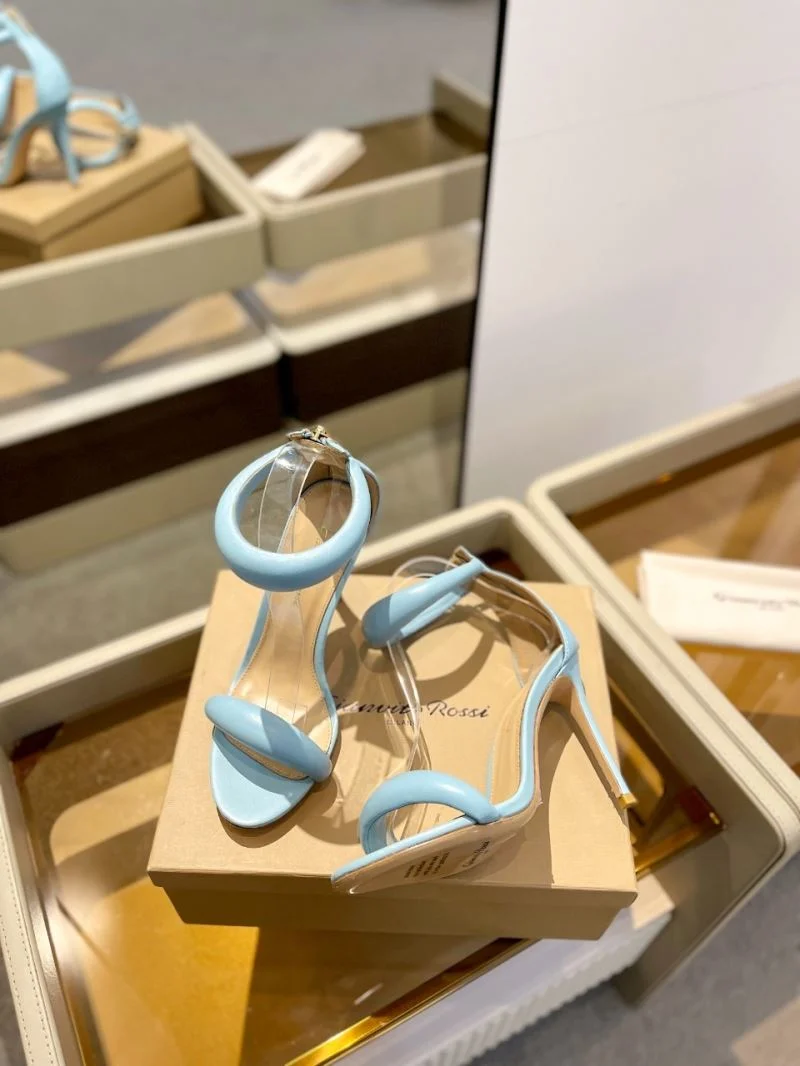 UrbanStyle Gianvito Rossi Sandals 10071