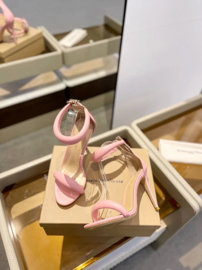 Gianvito Rossi Sandals Breathable 10069