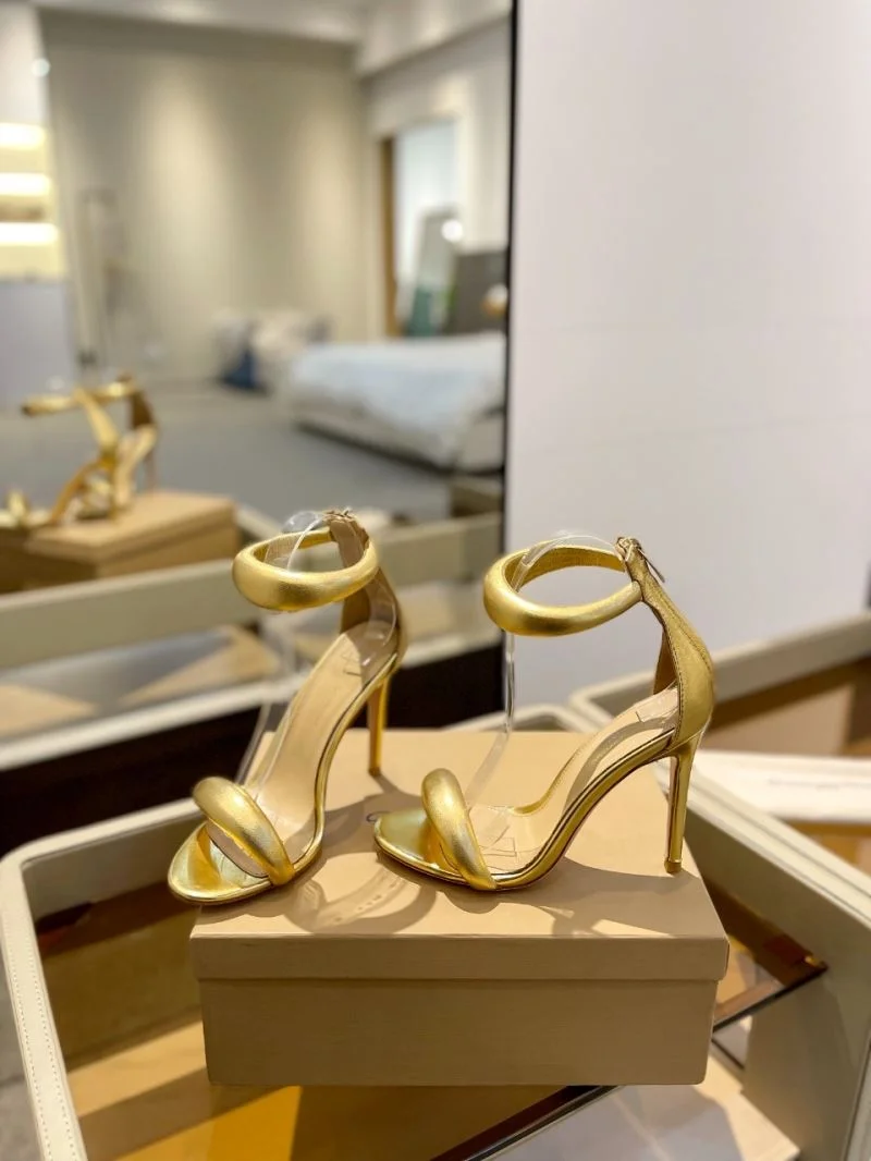 Stylish Gianvito Rossi Sandals 10094