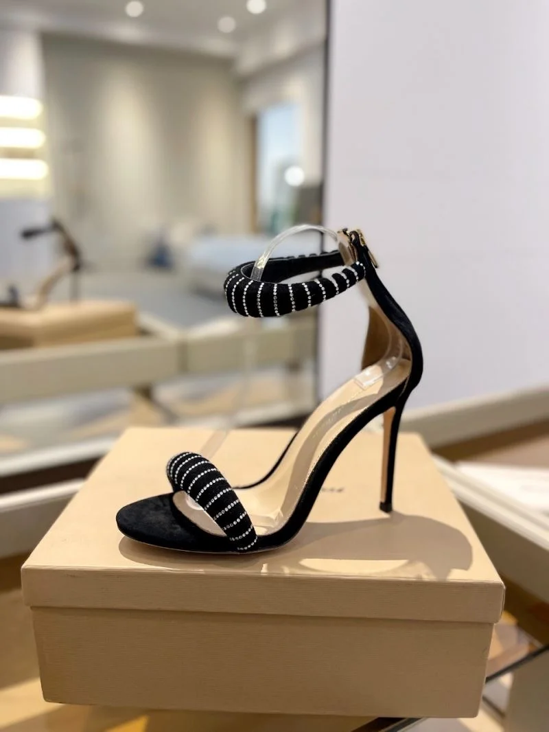 Contemporary Gianvito Rossi Sandals 10061