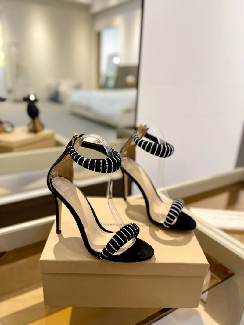 Contemporary Gianvito Rossi Sandals 10061