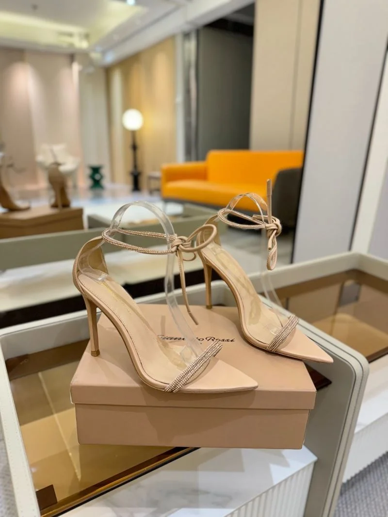 Functional Gianvito Rossi Sandals 10068