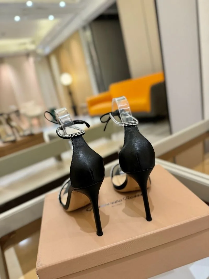 Gianvito Rossi Sandals FashionForward 10046