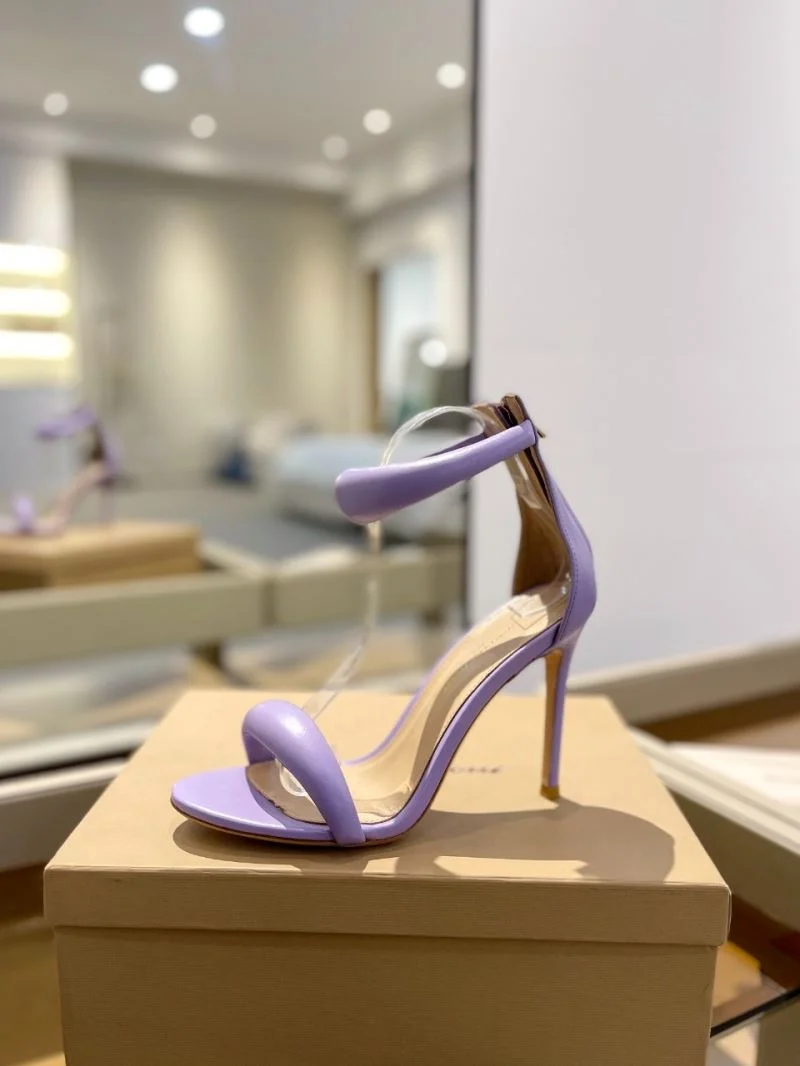 Breathable Gianvito Rossi Sandals 10073