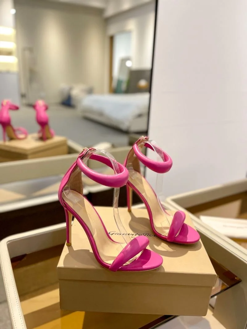 Gianvito Rossi Sandals AllSeason 10101