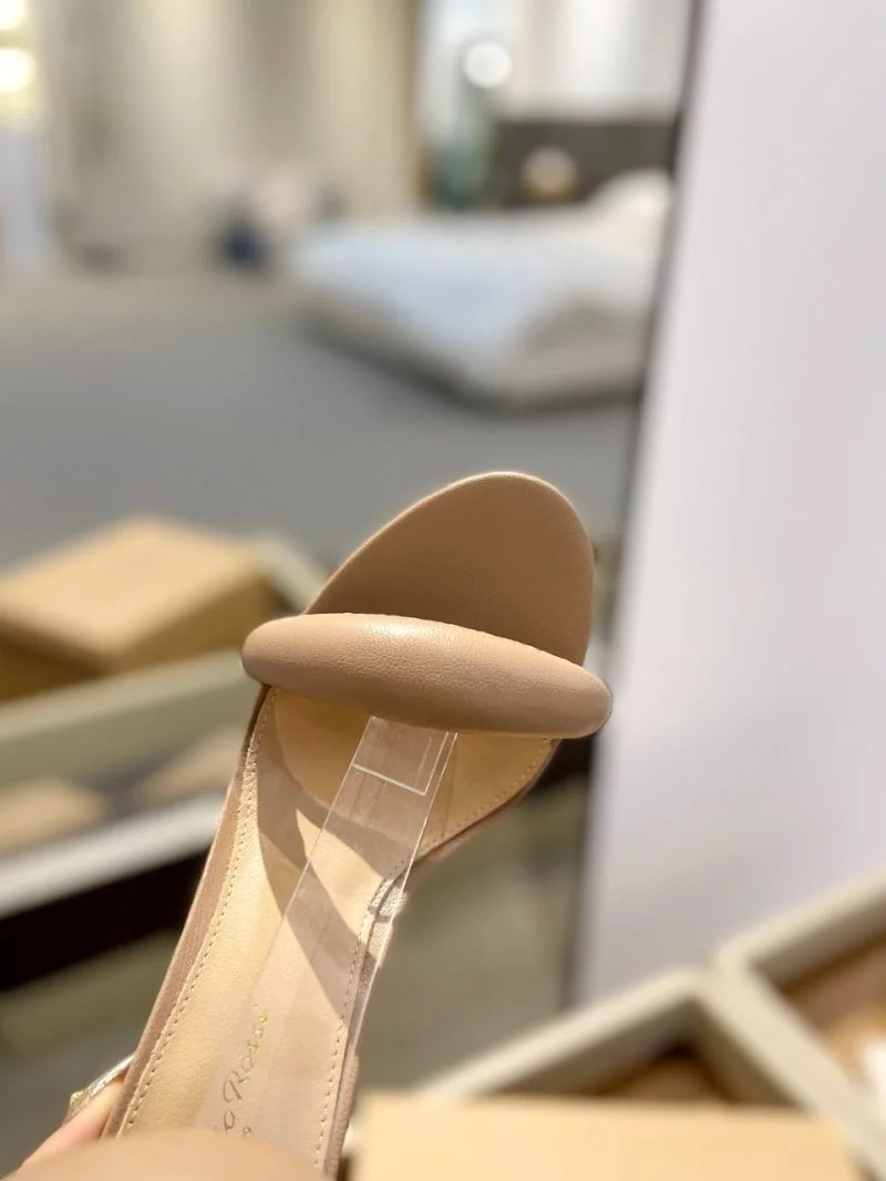 HighPerformance Gianvito Rossi Sandals 10043