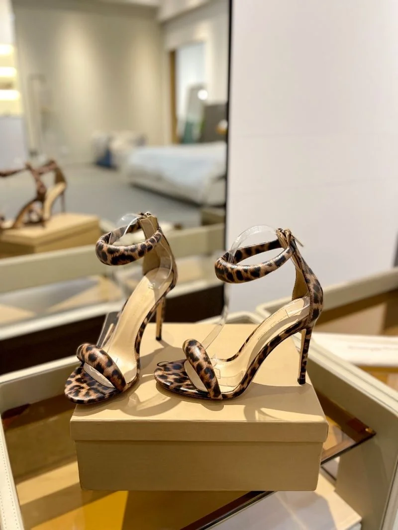 ModernLook Gianvito Rossi Sandals 10044