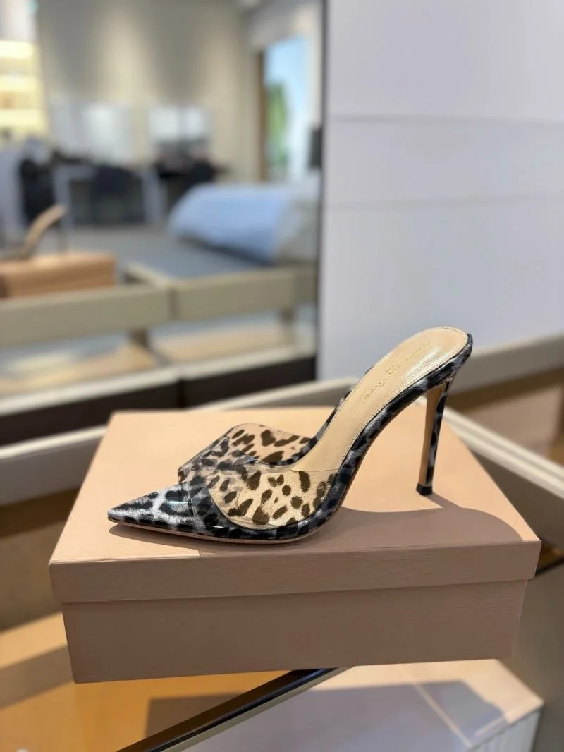 Gianvito Rossi Sandals Classic 10049