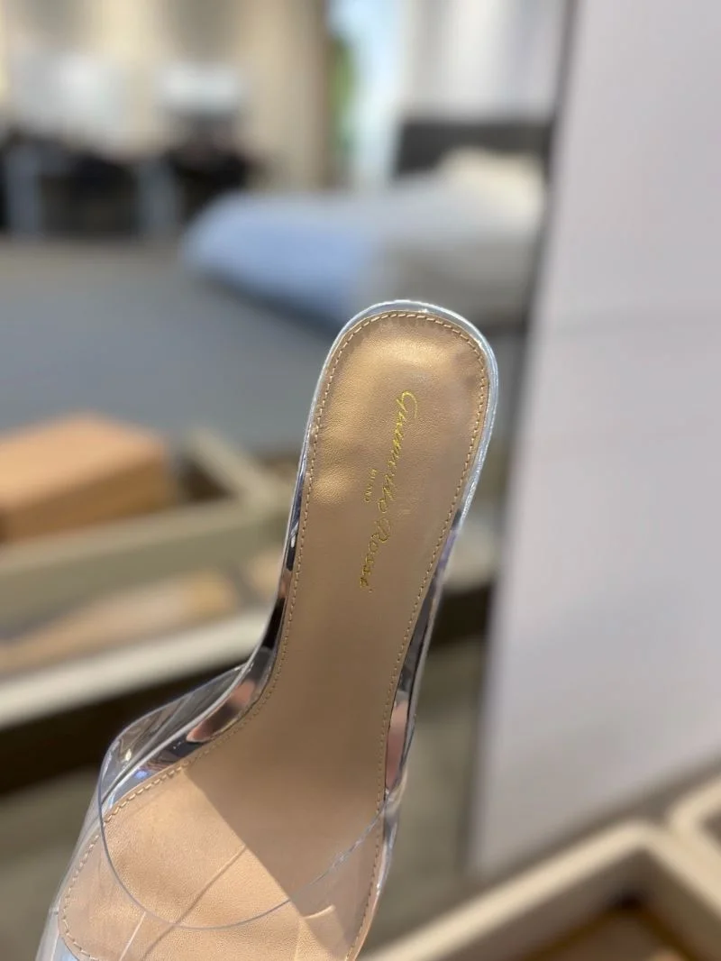 Contemporary Gianvito Rossi Sandals 10053