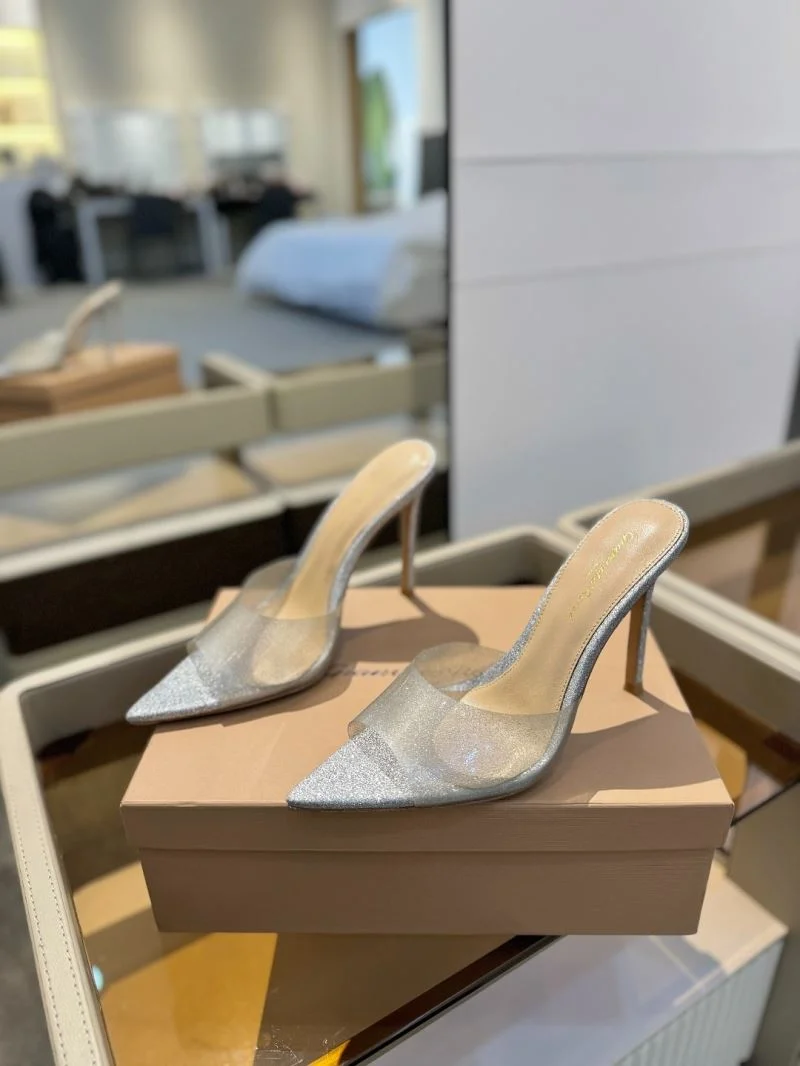 Gianvito Rossi Sandals TravelReady 10048