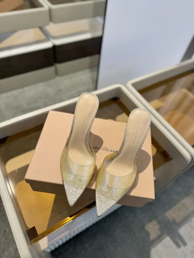 Supportive Gianvito Rossi Sandals 10114