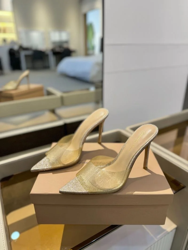 Supportive Gianvito Rossi Sandals 10114