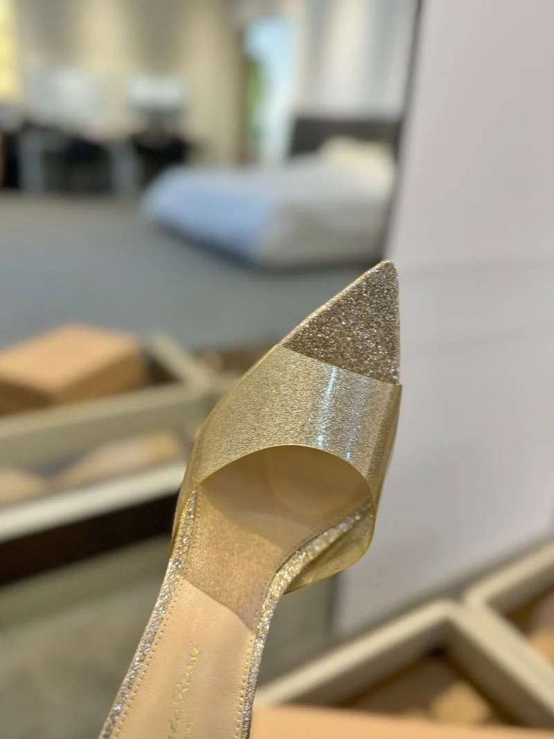 Supportive Gianvito Rossi Sandals 10114