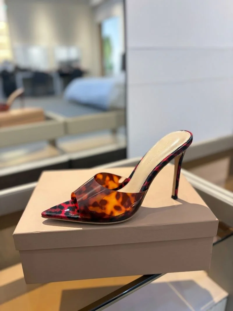 Gianvito Rossi Sandals Breathable 10025