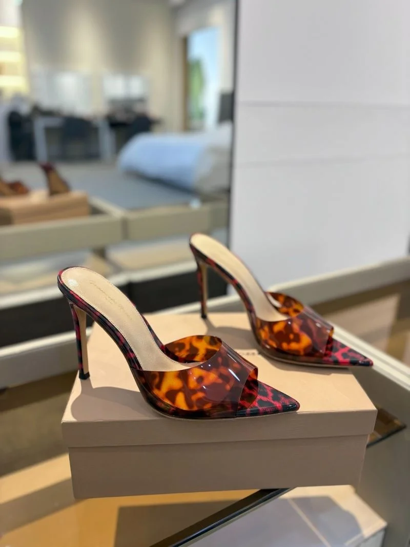 Gianvito Rossi Sandals Breathable 10025