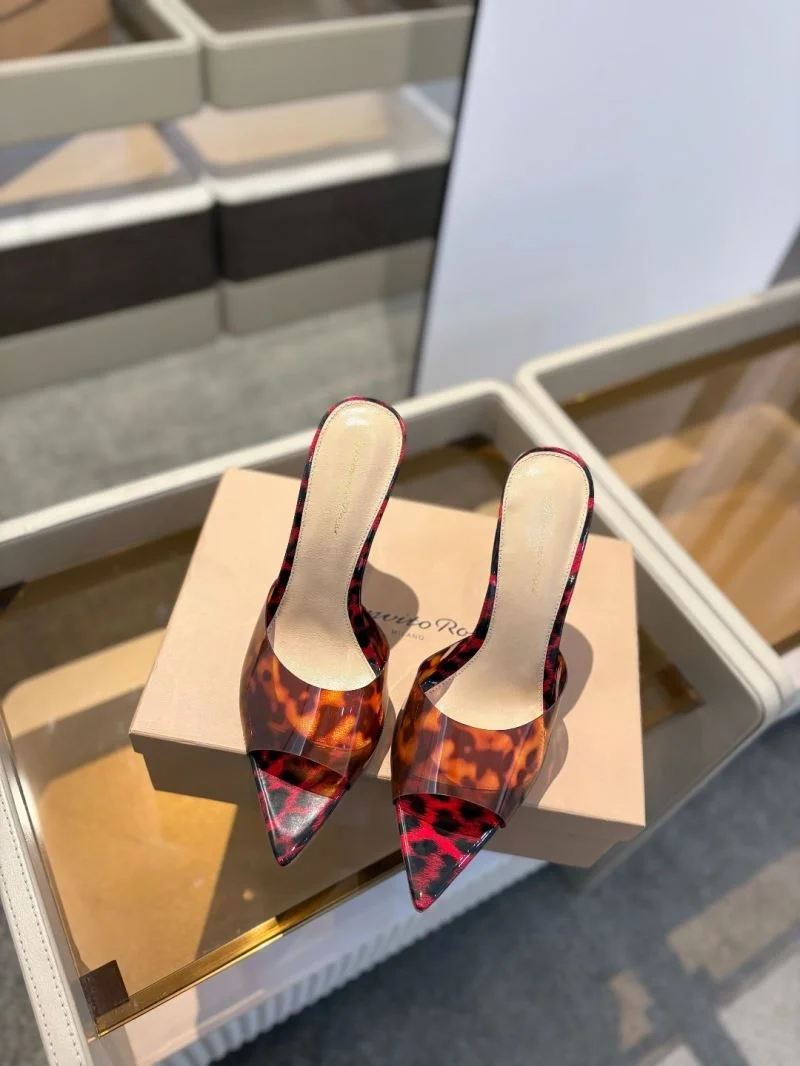 Gianvito Rossi Sandals Breathable 10025