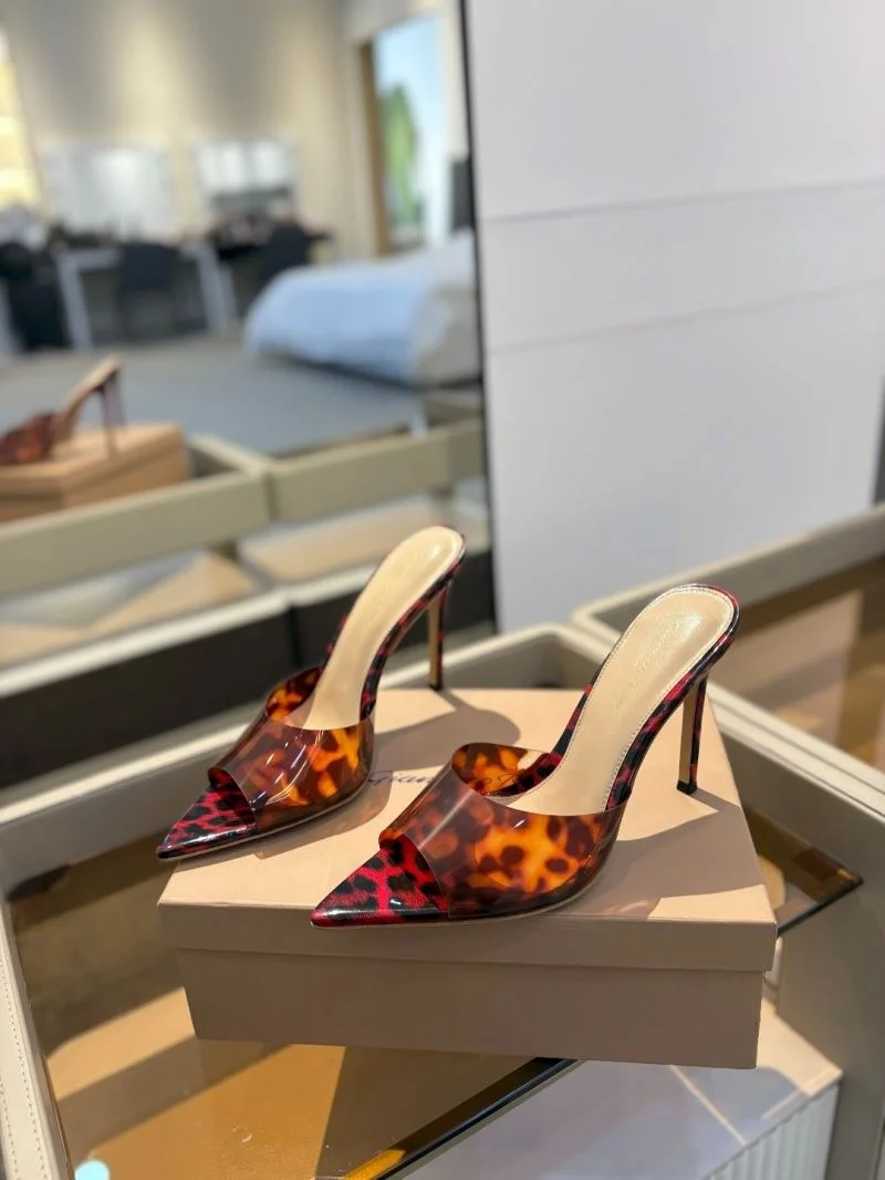 Gianvito Rossi Sandals Breathable 10025