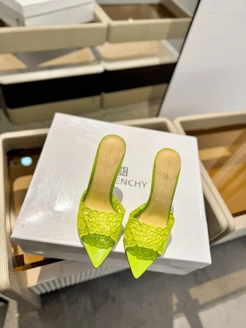 Gianvito Rossi Sandals Refined 10028