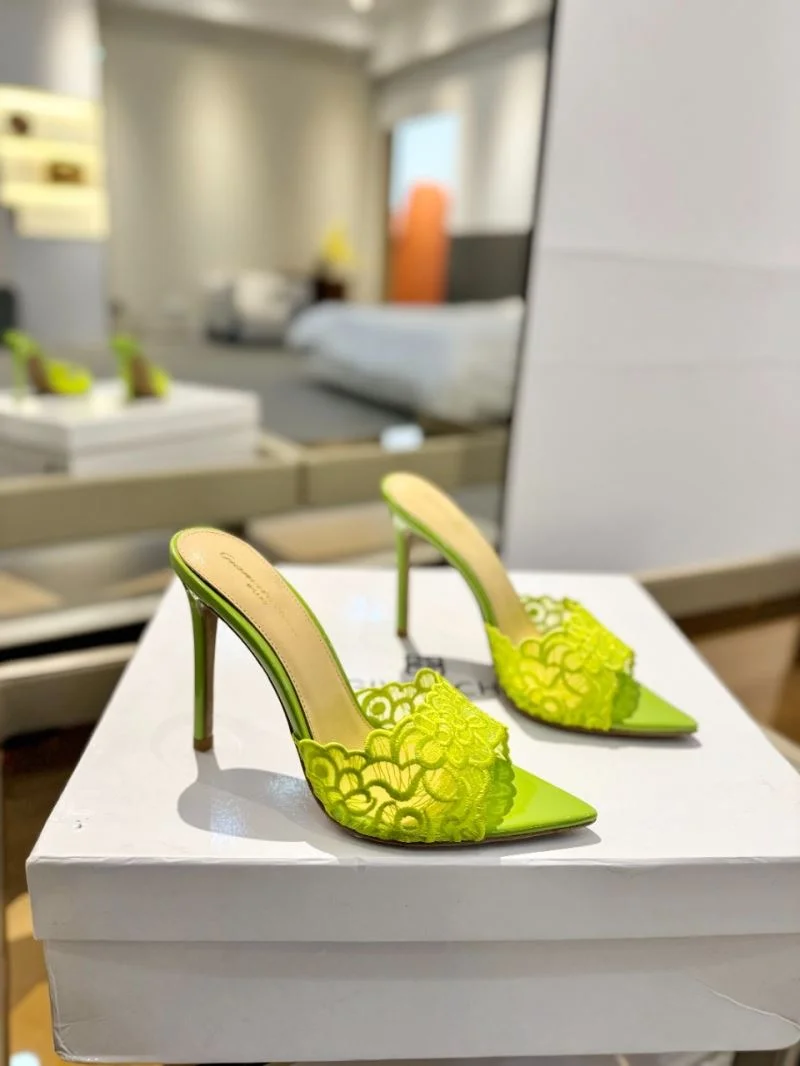 Gianvito Rossi Sandals Refined 10028