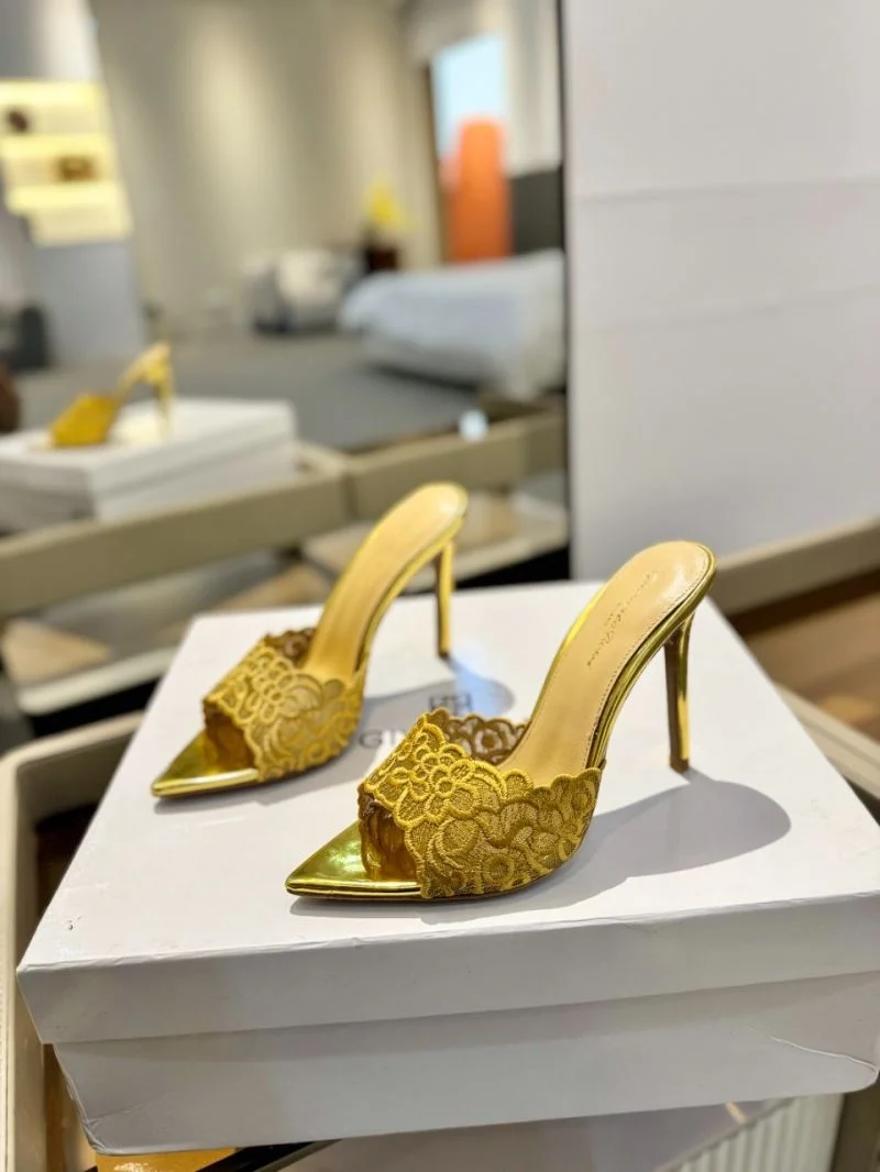 Lightweight Gianvito Rossi Sandals 10026