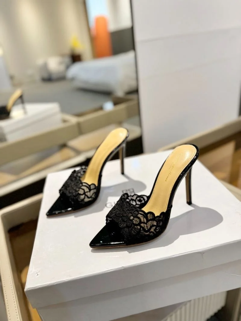 Modern Gianvito Rossi Sandals 10052