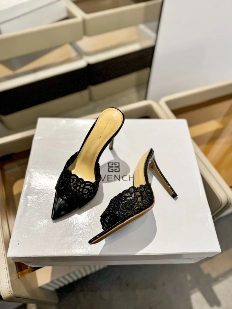 Modern Gianvito Rossi Sandals 10052