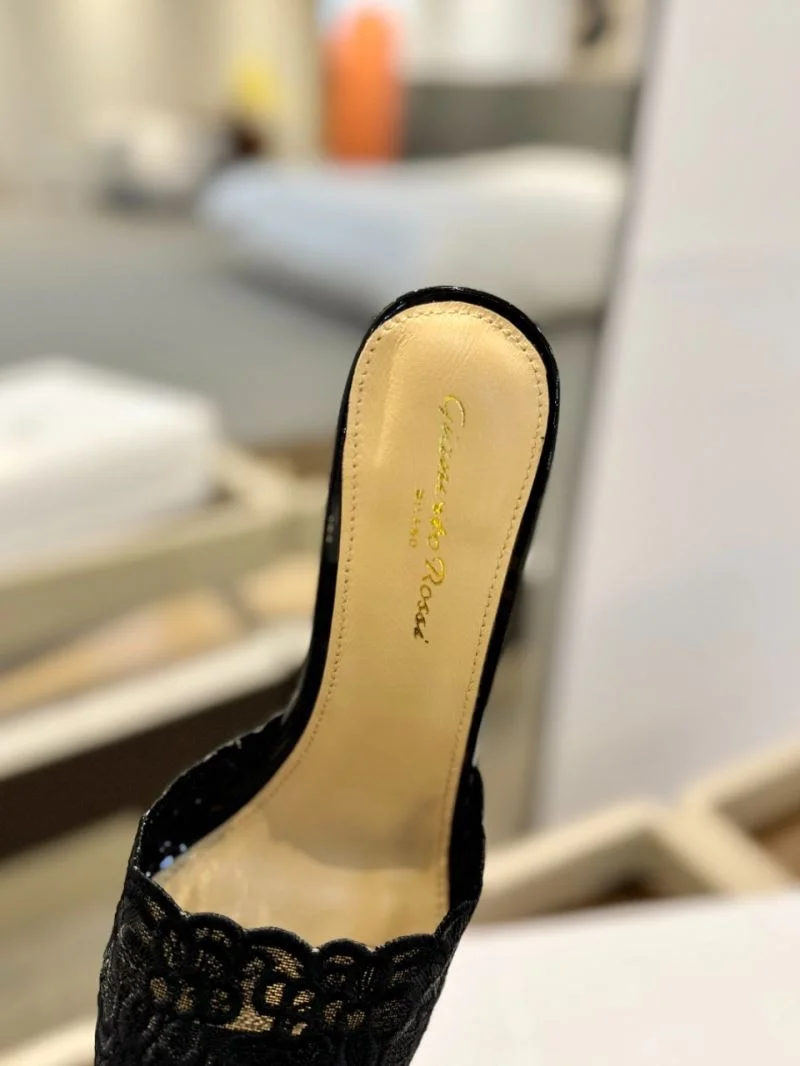 Modern Gianvito Rossi Sandals 10052