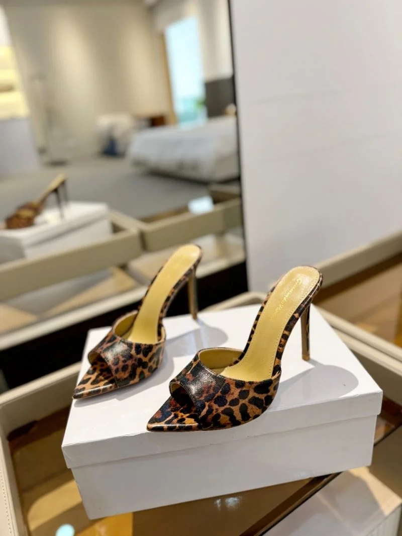 Gianvito Rossi Sandals Effortless 10022