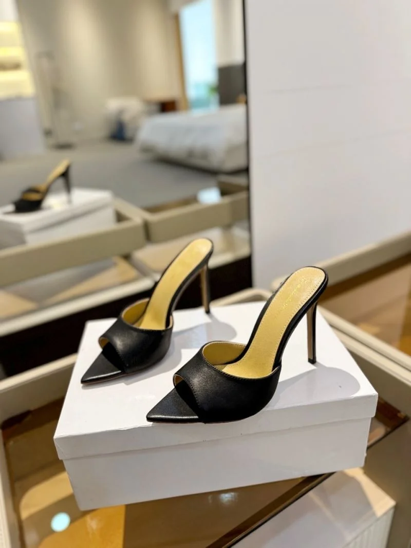 ComfortFit Gianvito Rossi Sandals 10018