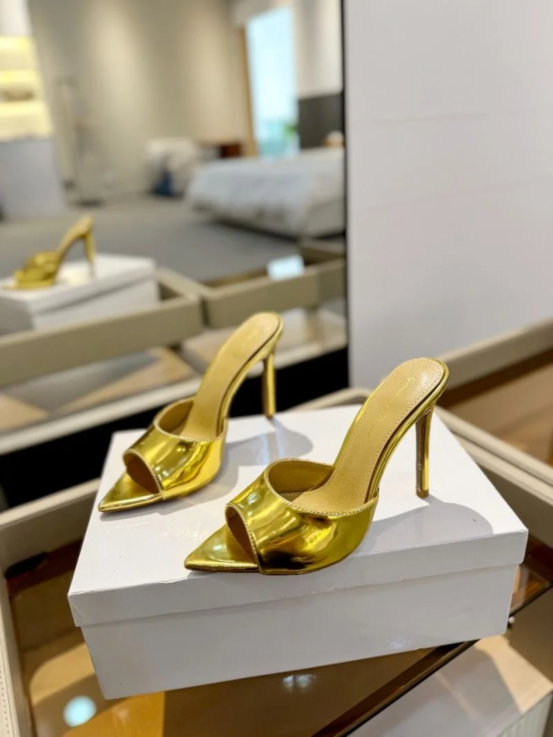 Gianvito Rossi Sandals Neat 10010