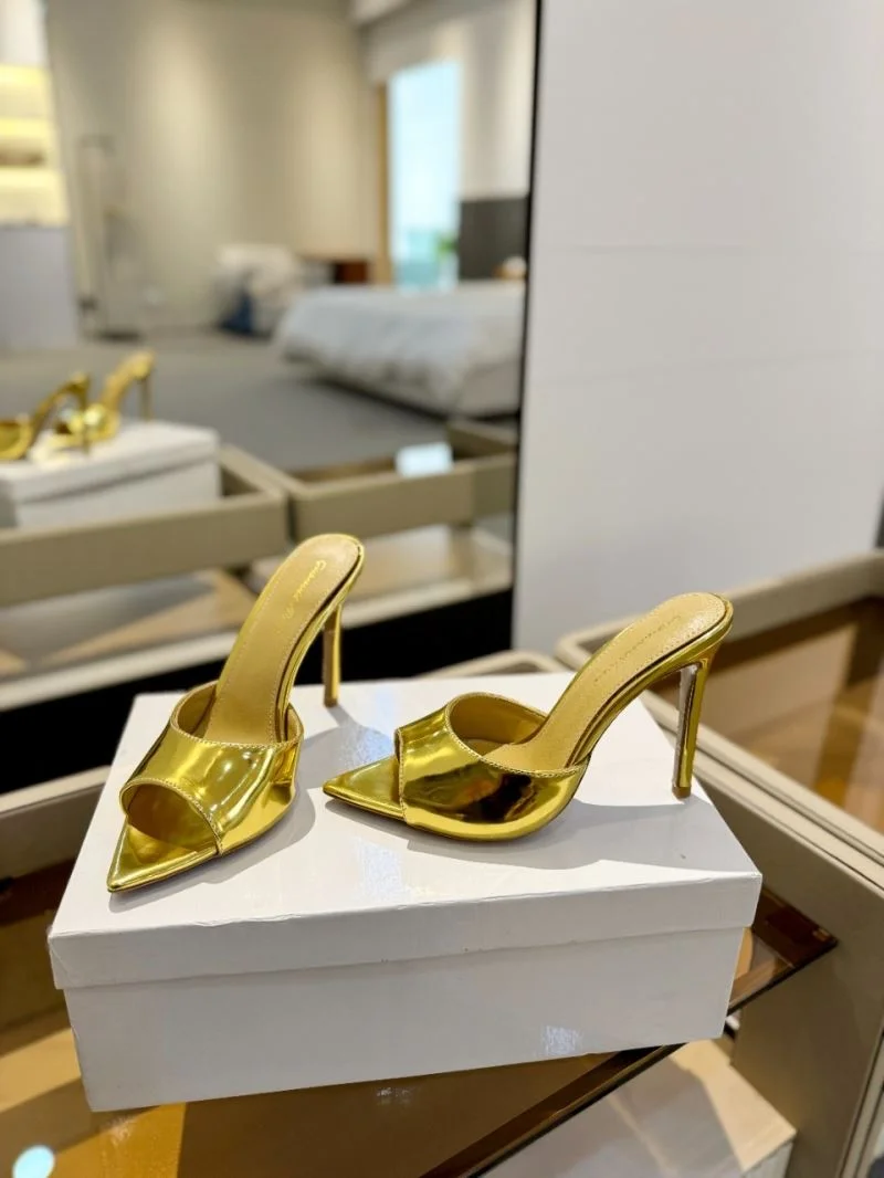 Gianvito Rossi Sandals Neat 10010