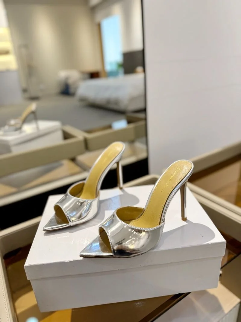 Attractive Gianvito Rossi Sandals 10085