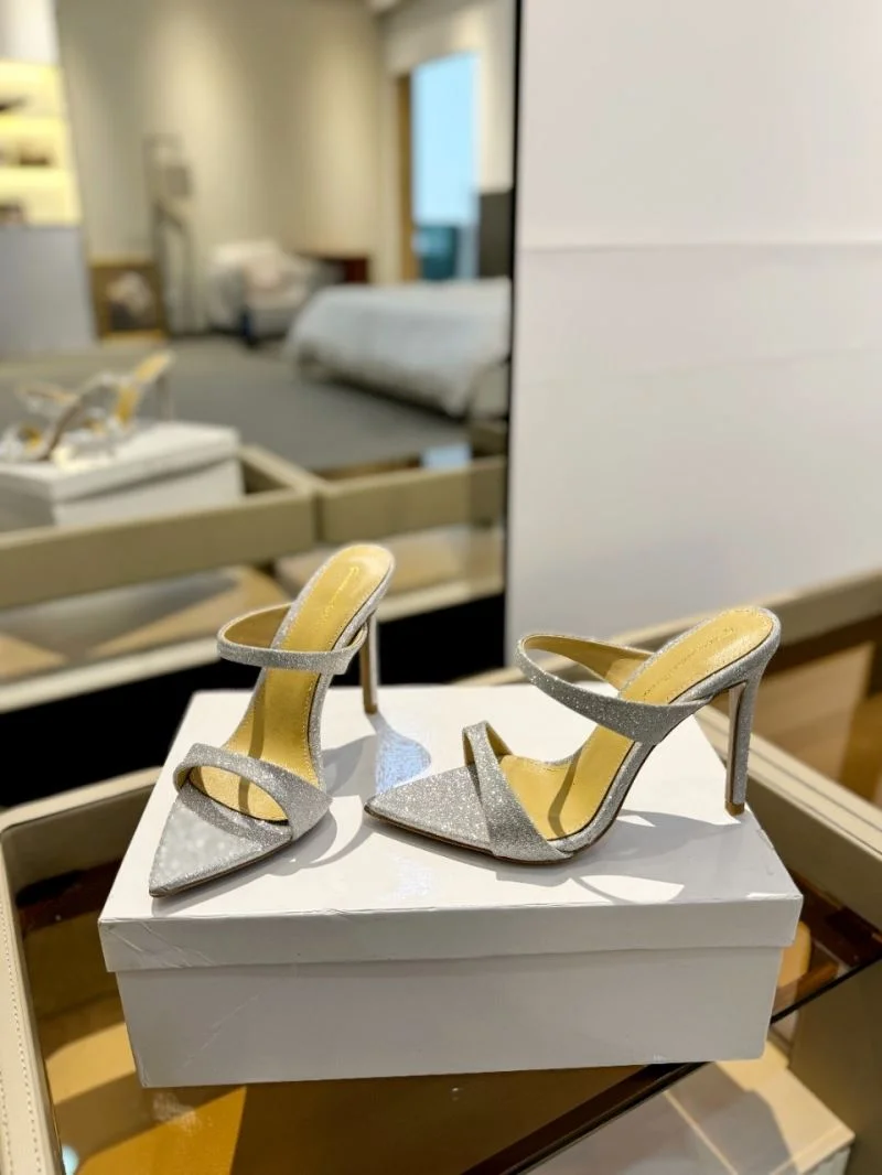Gianvito Rossi Sandals HighQuality 10004