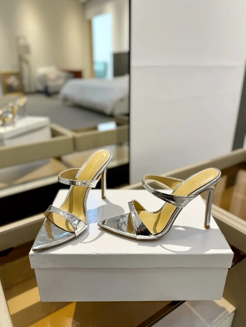 Affordable Gianvito Rossi Sandals 10003