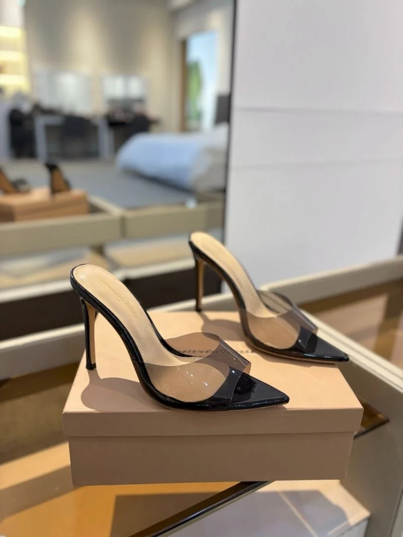 Gianvito Rossi Sandals Resilient 10014